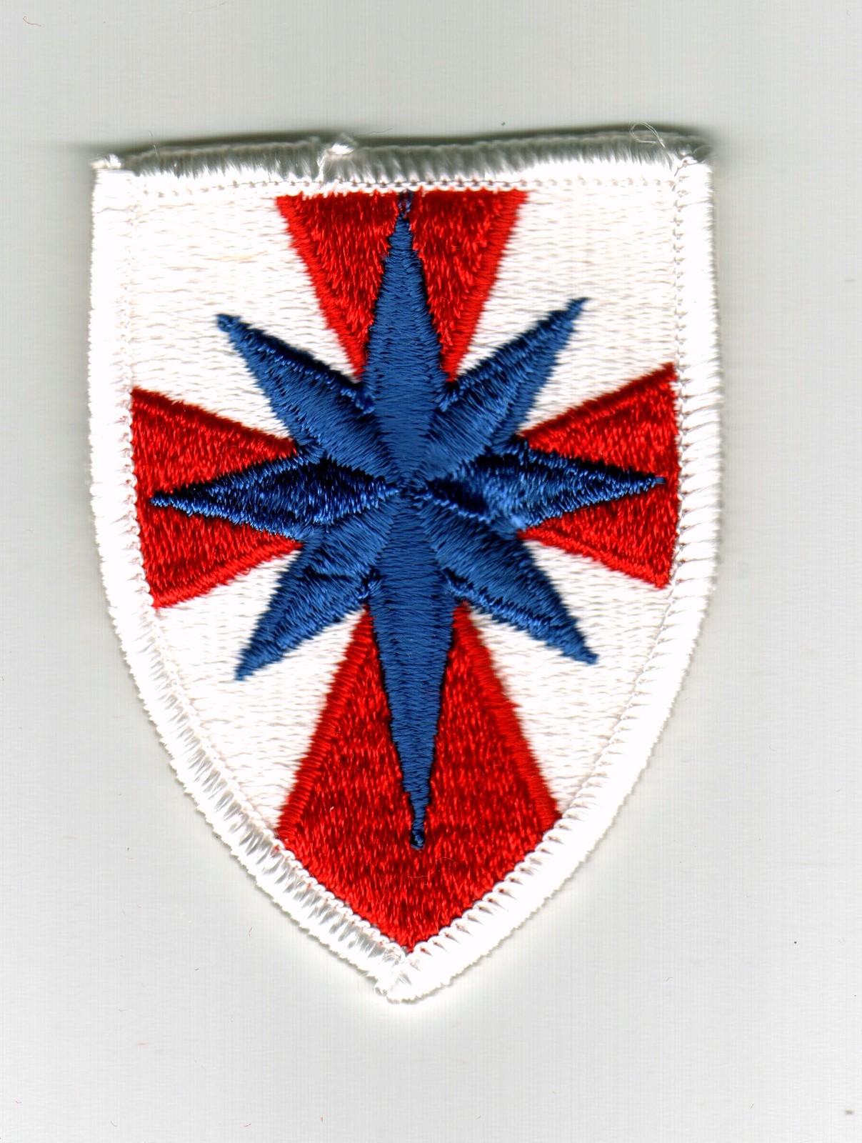 8th FIELD ARMY SUPPORT COMMAND PATCH FULL COLOR 1970 ISSUE