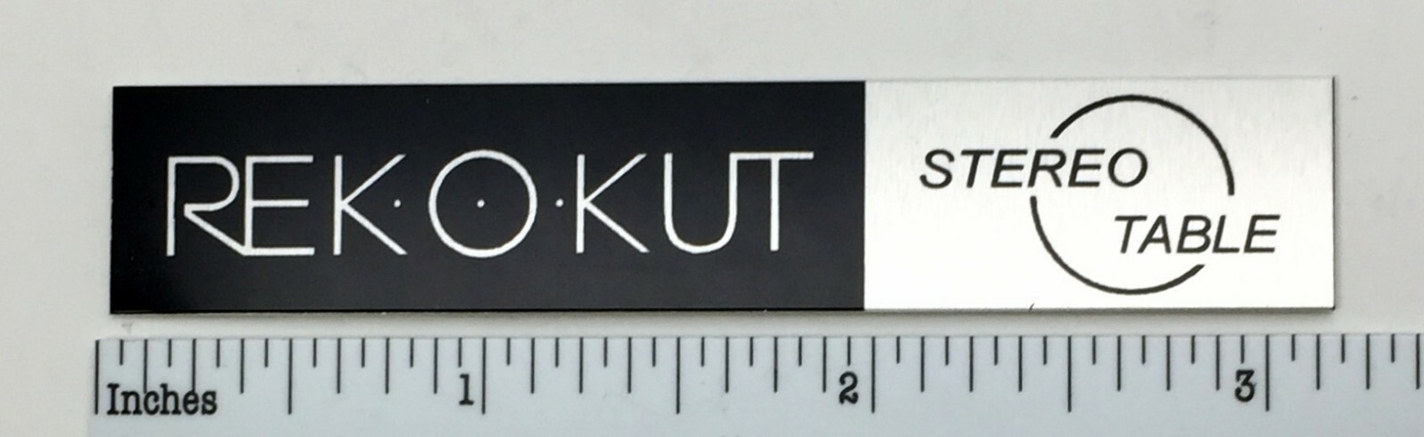 Rekokut Stereo Table Turntable Badge Custom Made Aluminum