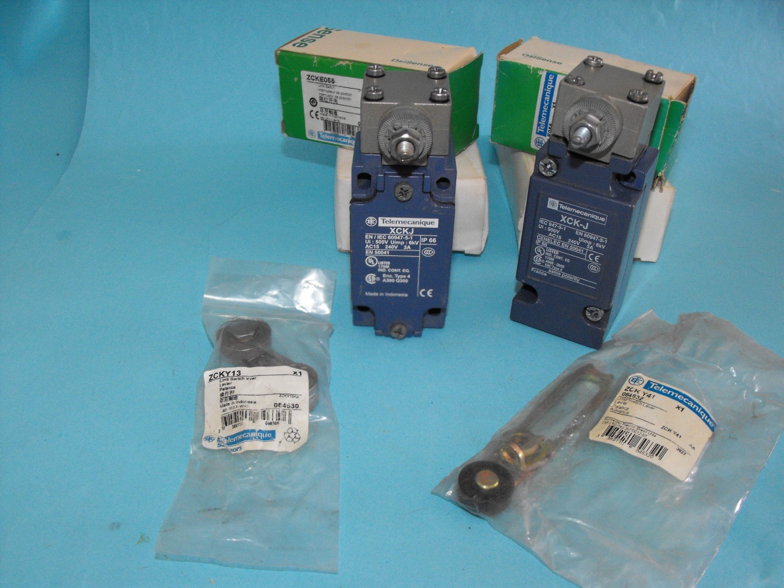 Schneider Electric.TELEMECANIQUE XCK-J.Limit Switch.ZCKJ1+ZCKJ01.(LOT2PCS).NEW
