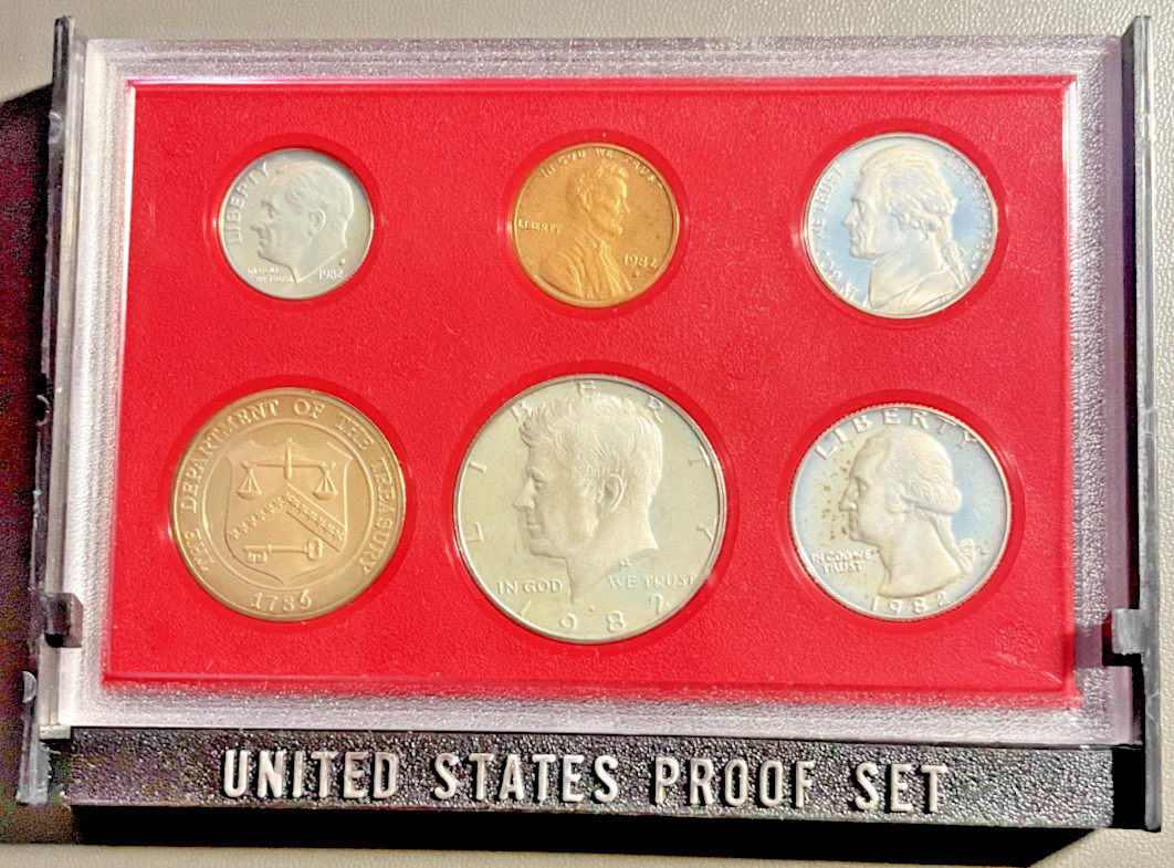 1982 Clad Proof Set U.S. Mint Original Government Packaging OGP