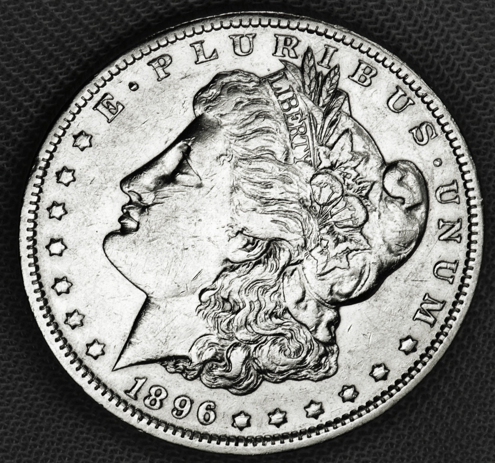 1896-o Silver Dollar.    High Grade (Inventory A)