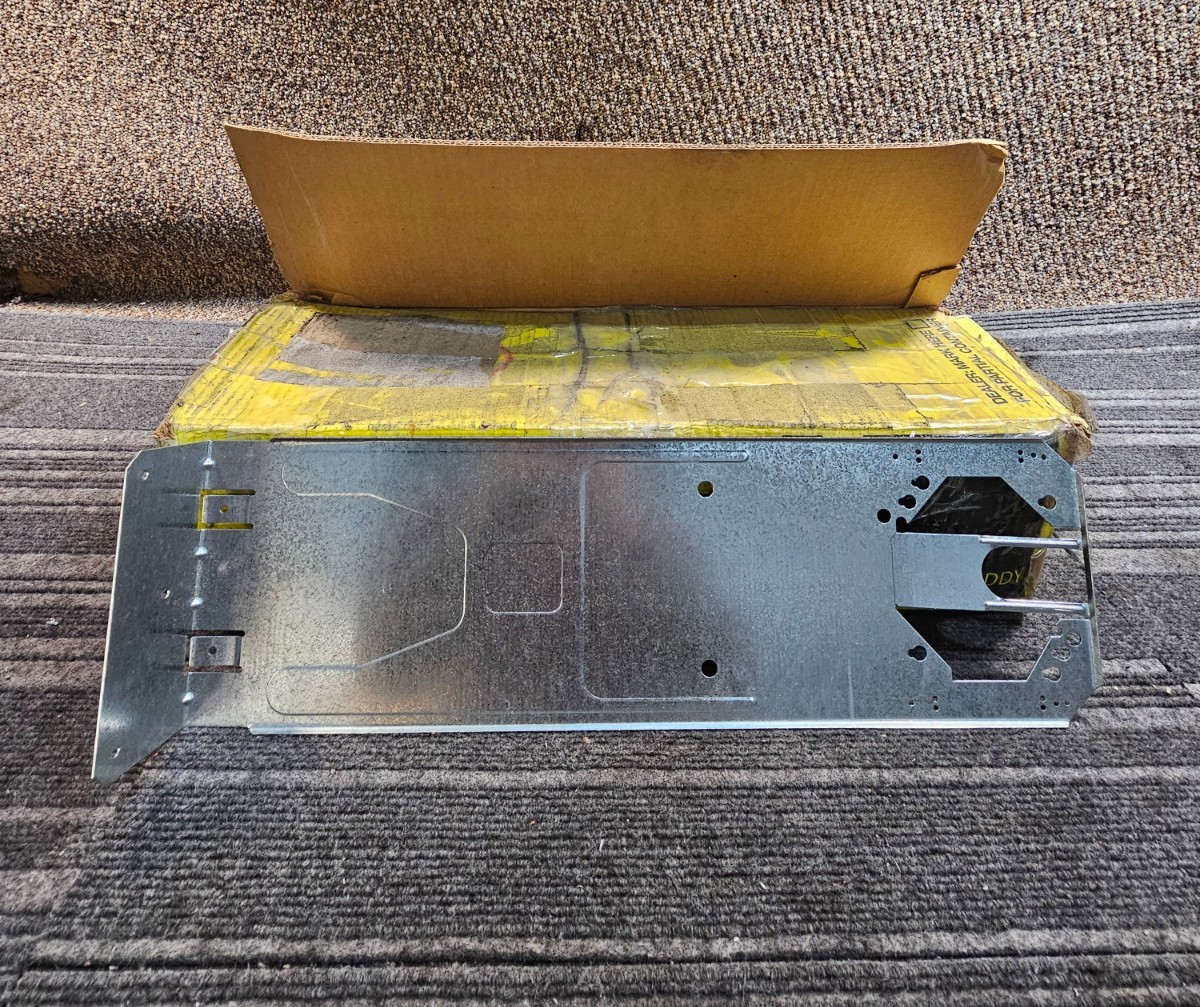 (QTY 25) nVent Caddy FMBS18 Floor Mounted Box Support 18 1/2" Above Floor