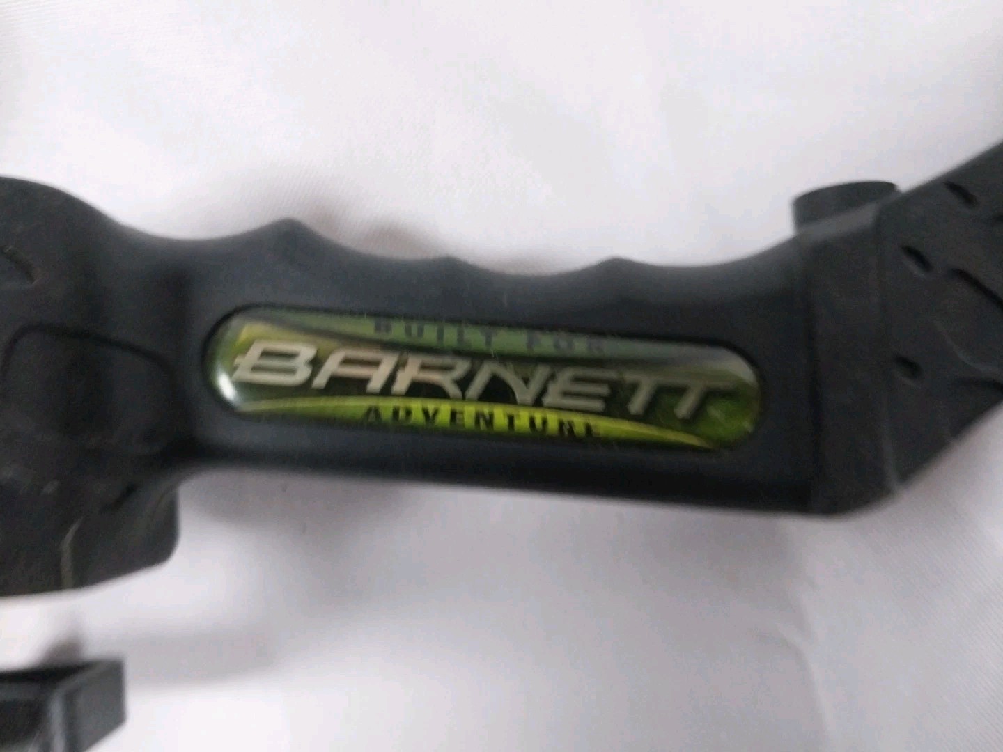 Barnett Adventure Tom Cat Bow & Arrows