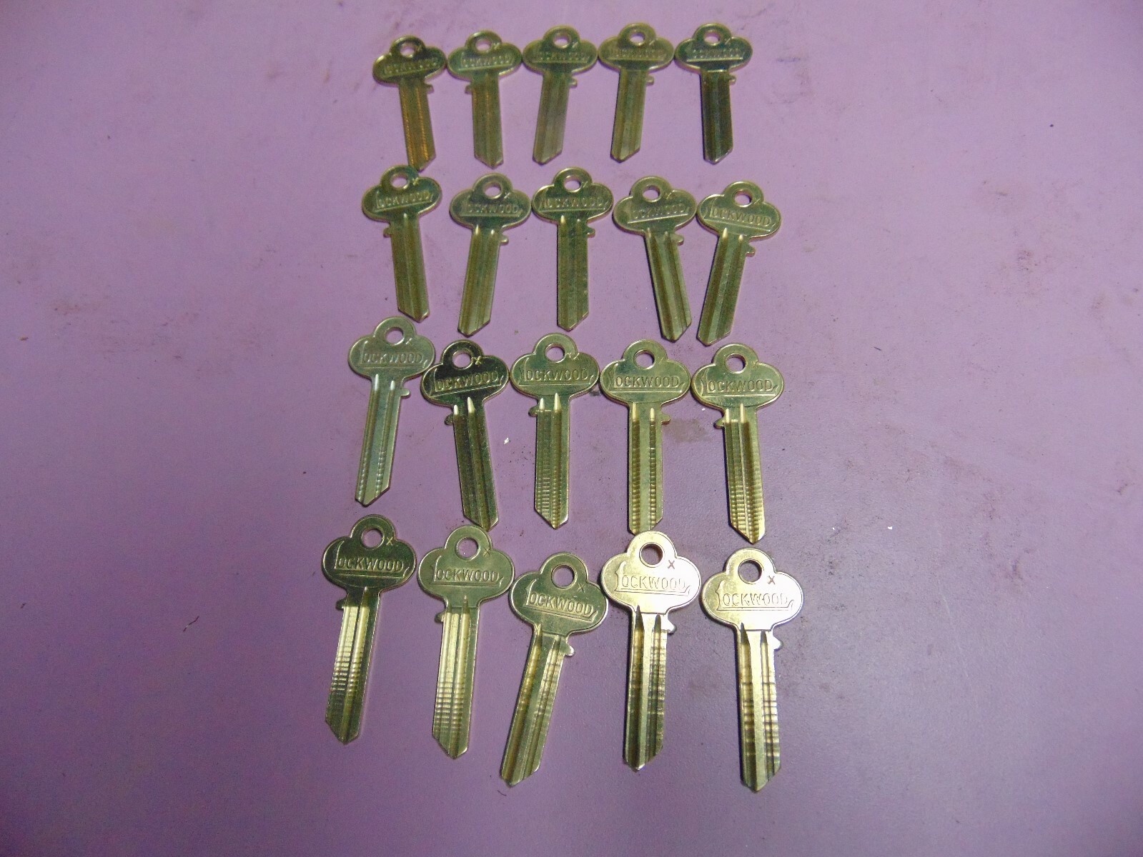 20  keys  ORG. LOCKWOOD  A67X  KEYS BLANKS UNCUT       LOCKSMITH