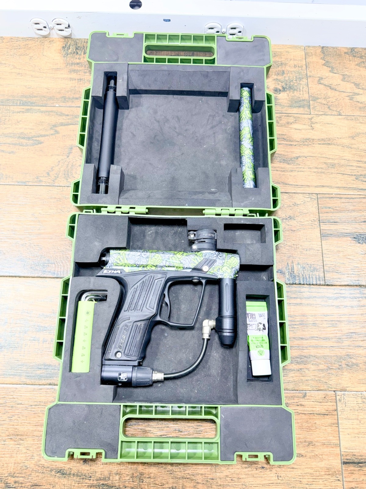 Planet Eclipse ETHA 1 Paintball Marker With Original Case Y316