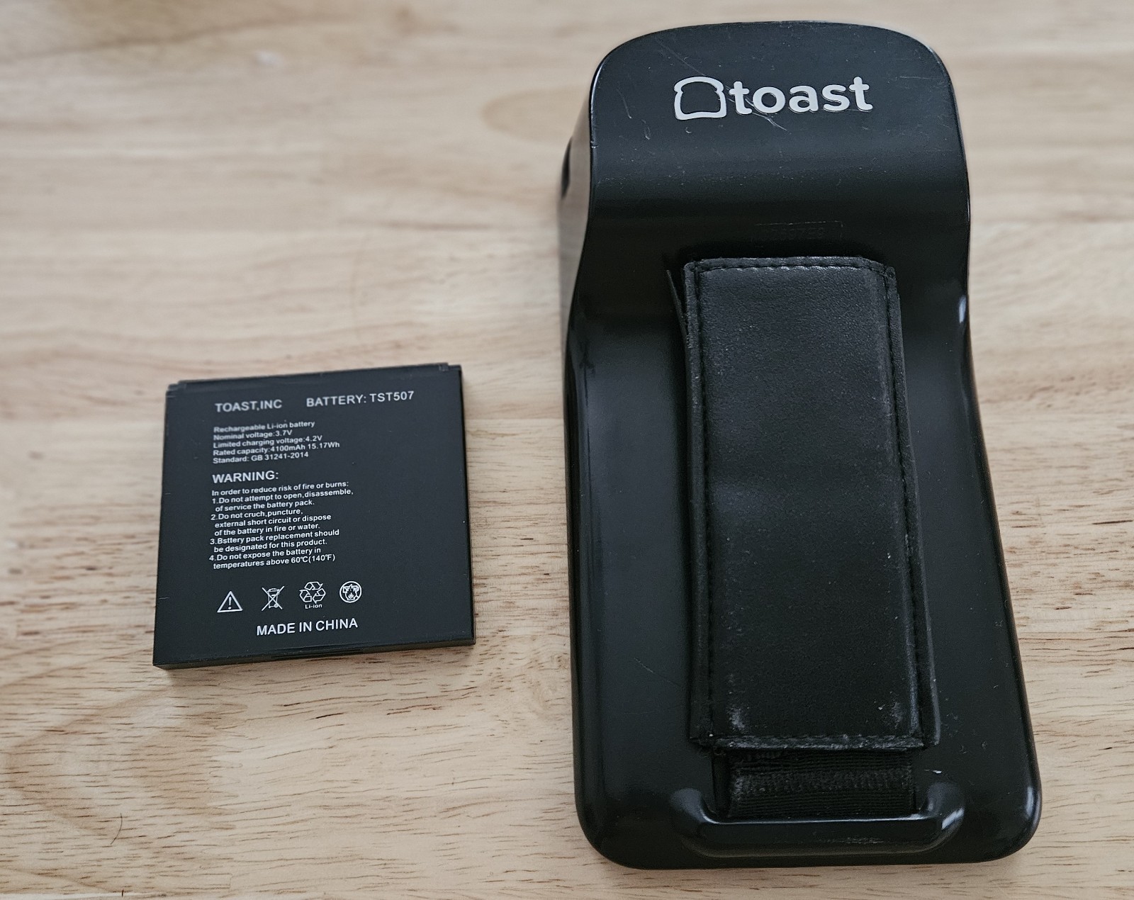 Toast GO 1  TG100 TST507 Battery With Credit CARD Reader