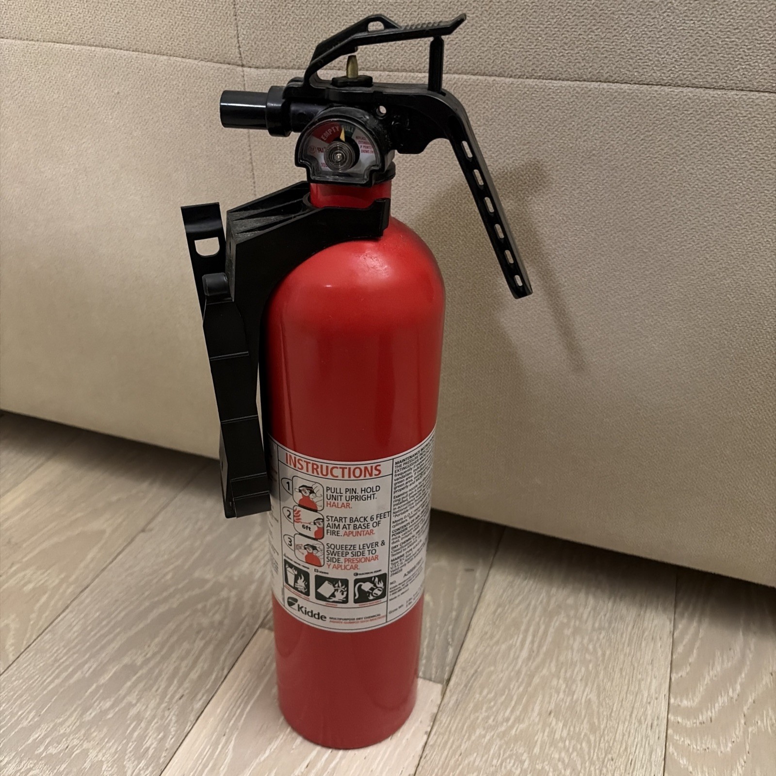 SS15 Supreme Kidde Fire Extinguisher 2015 Red