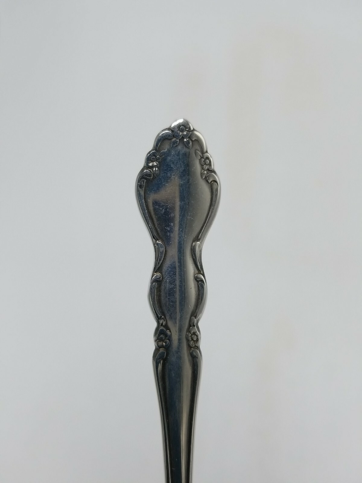 Oneida "Dover (Stainless - Glossy)" 6 1/2 Inch Salad Fork