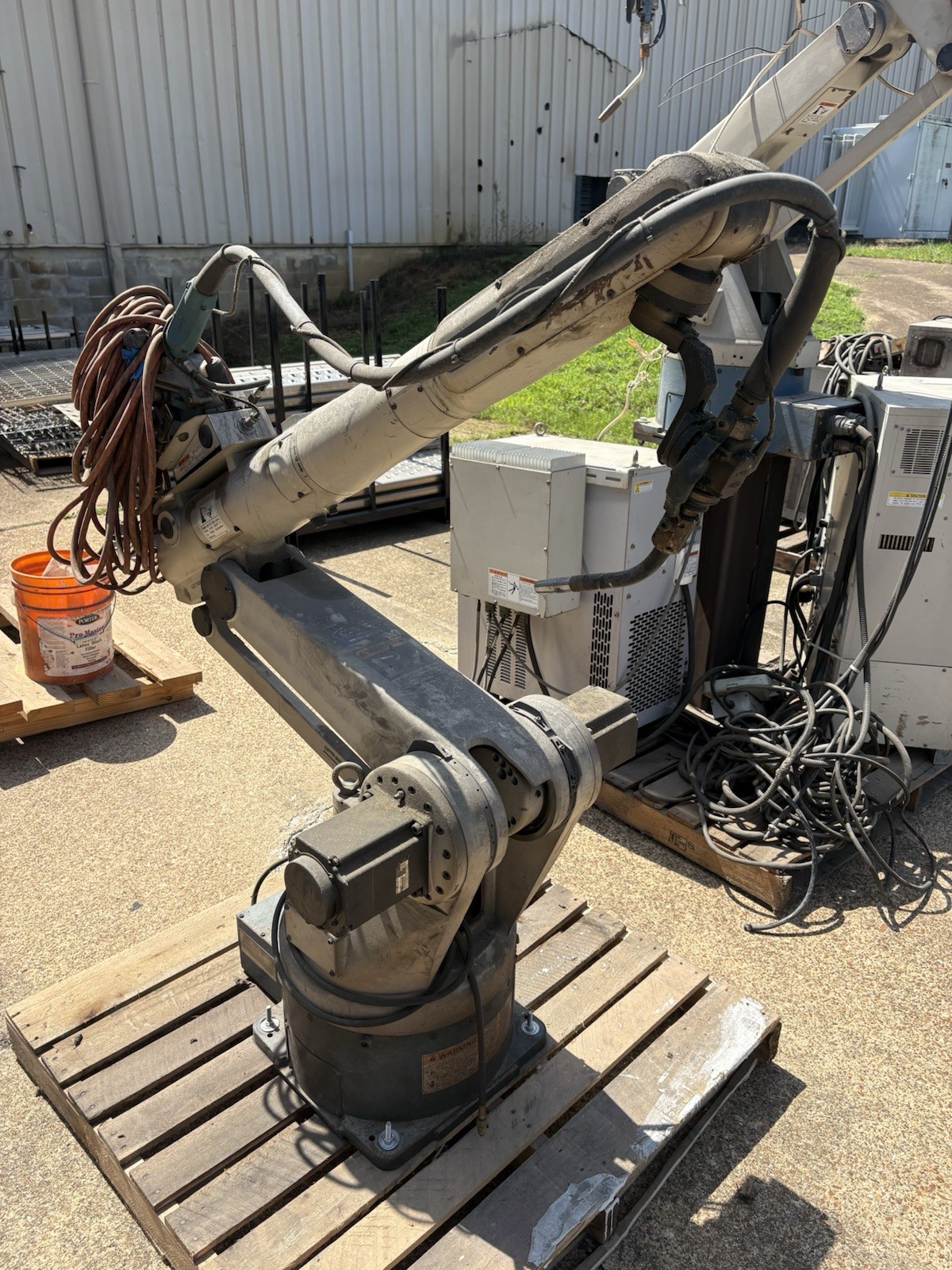 OTC Daihen IRB-651 Arc Welding Robotic Arm Assembly Manipulator w/ DR Control