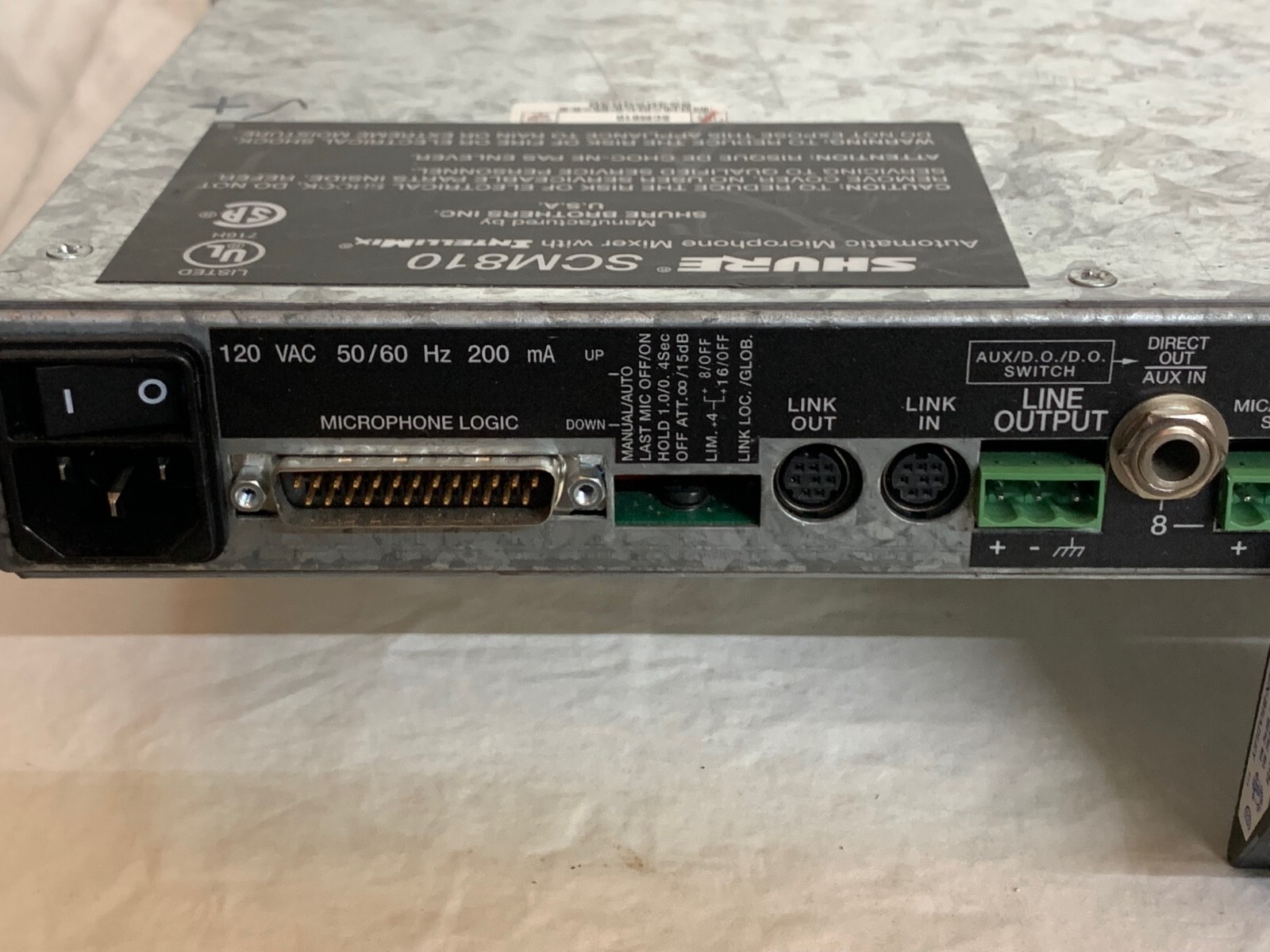 Shure SCM810 8 Channel Automatic Microphone Mixer with INTELLIMIX
