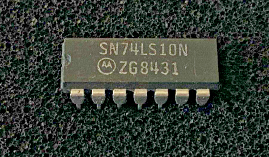 Motorola SN74LS10N 3-ch, 3-input bipolar NAND gates Integrated Circuit