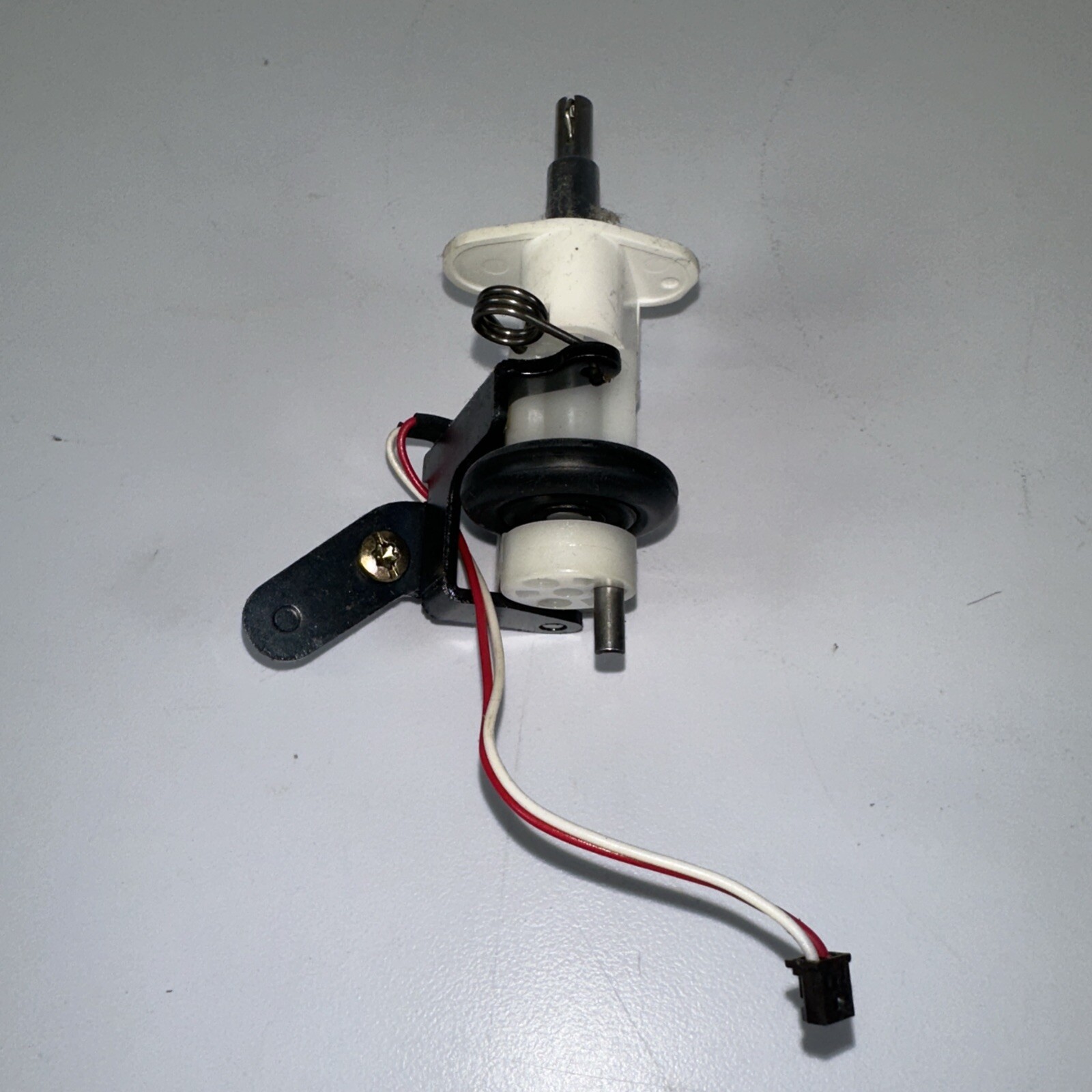 Pacesetter by Brother PC-8200 - Thread Holder Assembly Motor Replacement Part