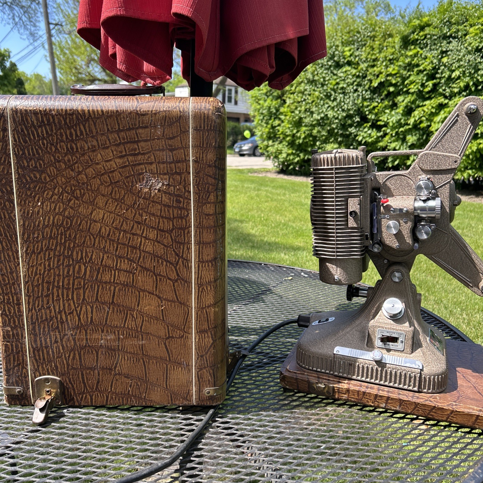 Keystone Regal K-109 Vintage 8mm film front Projector Case Historic WORKING