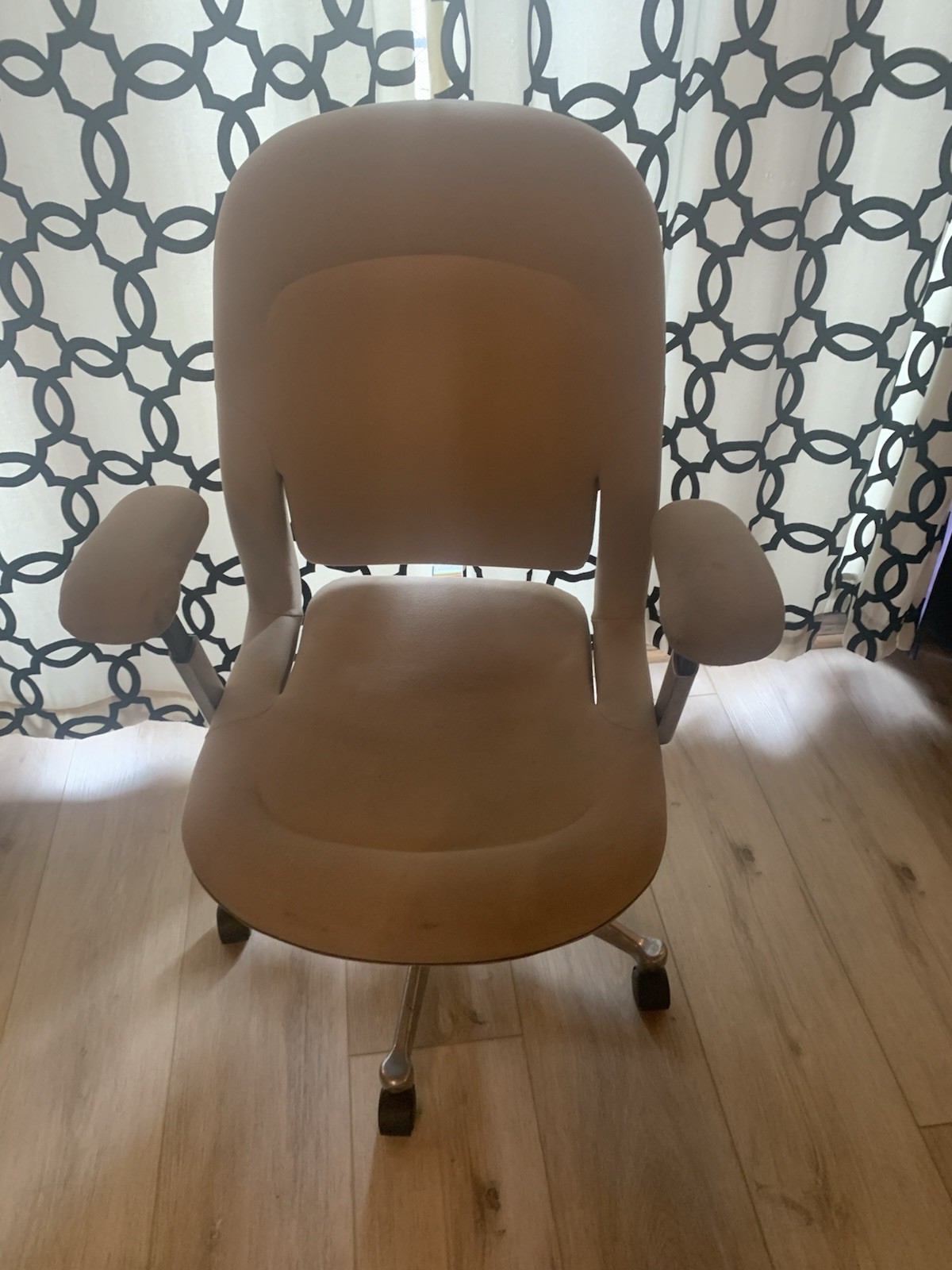 Herman Miller Mirra 1 Task Chair Beige, canvas