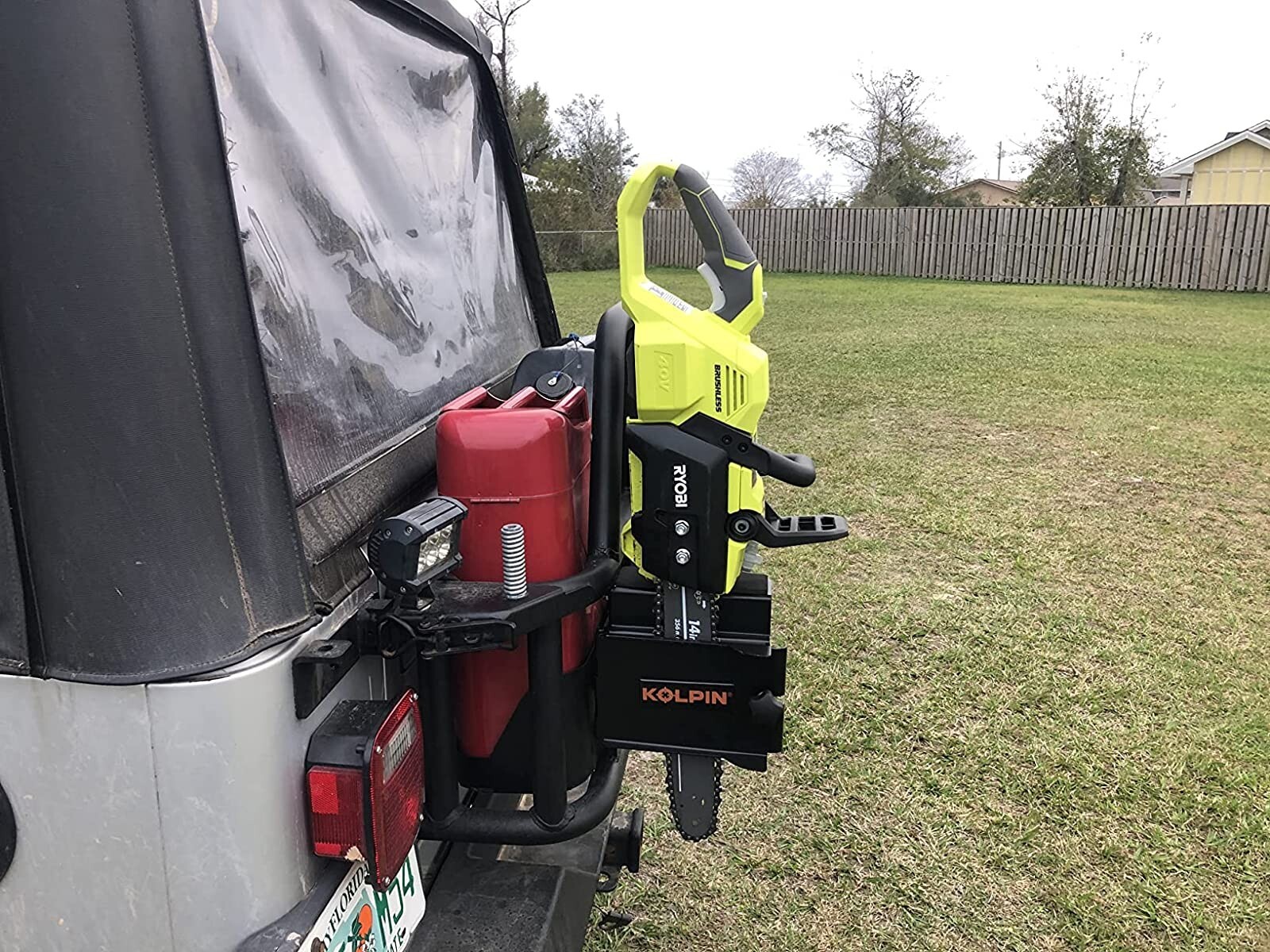 ChainSaw Mount Saw Press Holder for ATV/UTV Trailers Tractor Clamp Tight Bracket