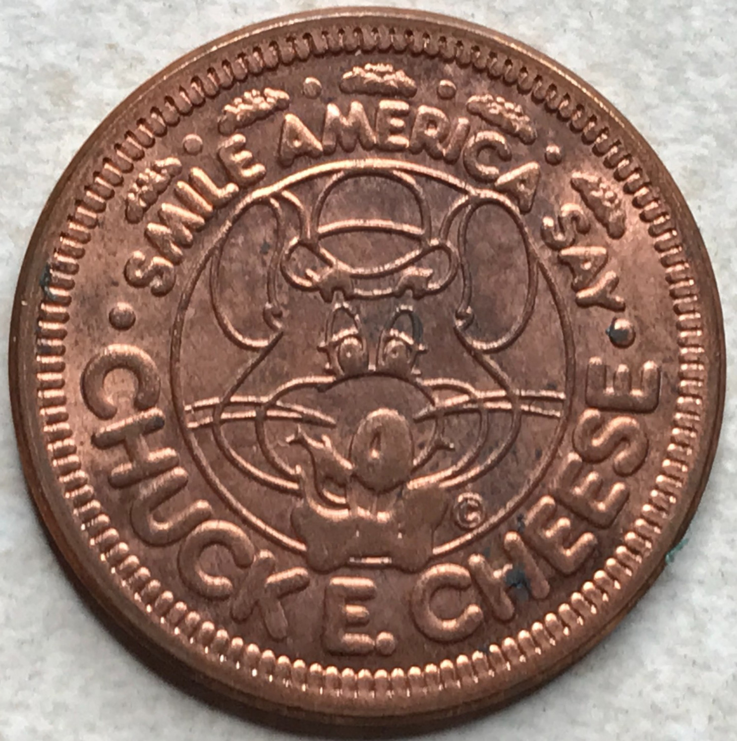 1990 Chuck E Cheese CEC Smile America Say Arcade Token T6324