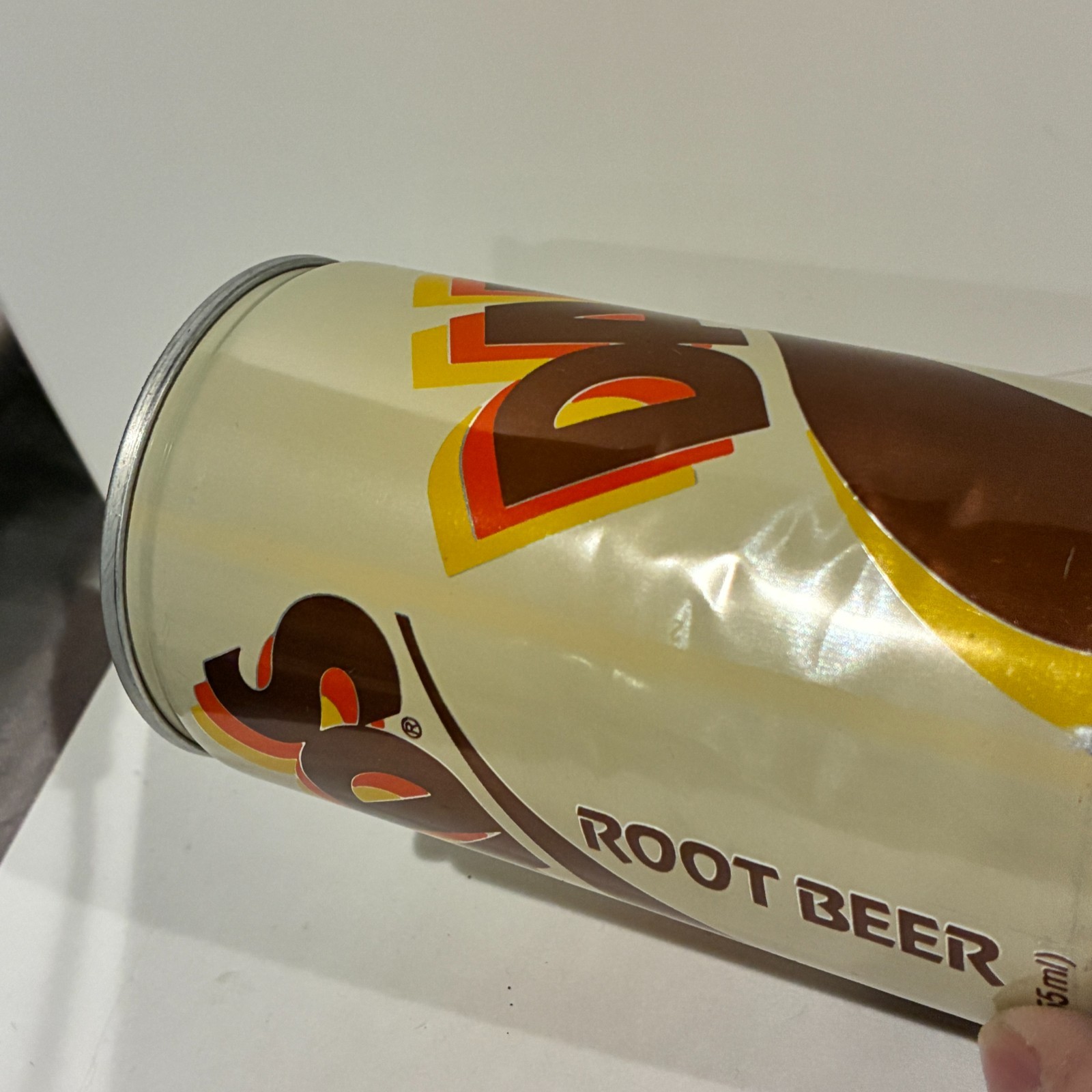 1970's Dads root beer soda can, aluminum