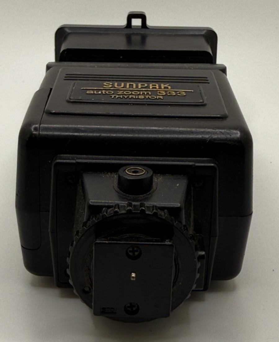 Sunpak Auto Zoom 333 Thyristor Electronic Flash Shoe Mount - Black - Untested