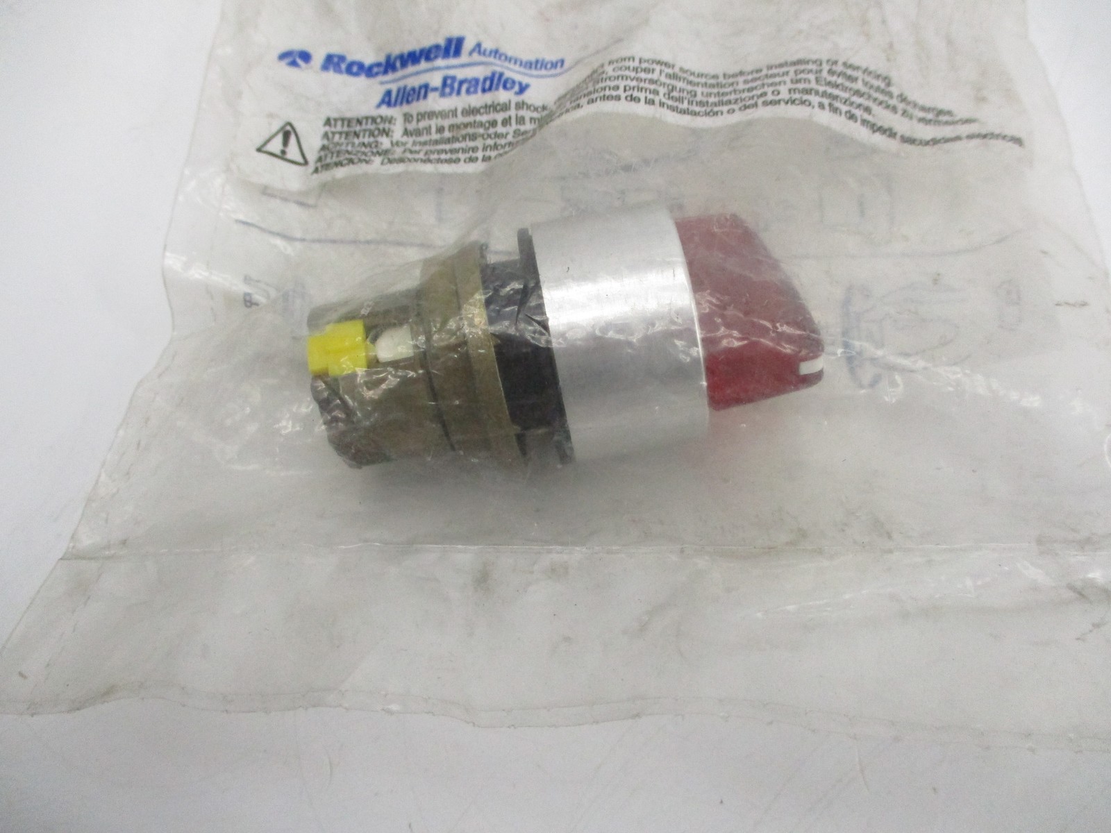 ALLEN BRADLEY 800EM-LHM24 SER.A SELECTOR SWITCH RED NSMP