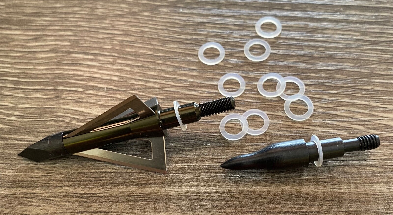 12 NYLON Arrow WASHERS KEEPS FIELD POINTS & BROADHEADS HELPS ALIGNMENT Archery