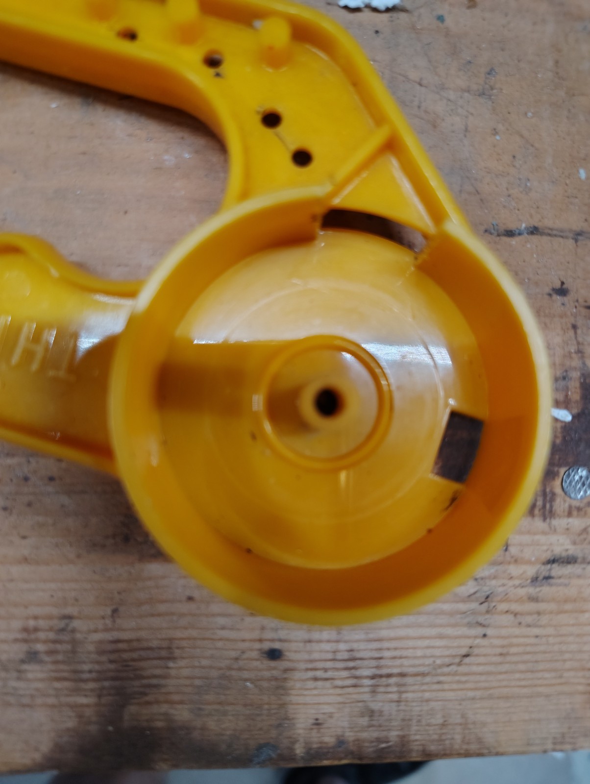 Thimble-Drome Reel Yellow Clear for Flying Line