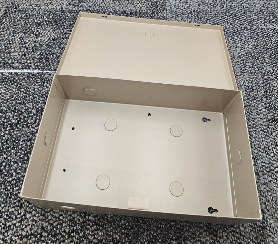 Mier BW-109B Instrument Box - Beige 7.25”W x 12”H x 3.5”D Enclosure