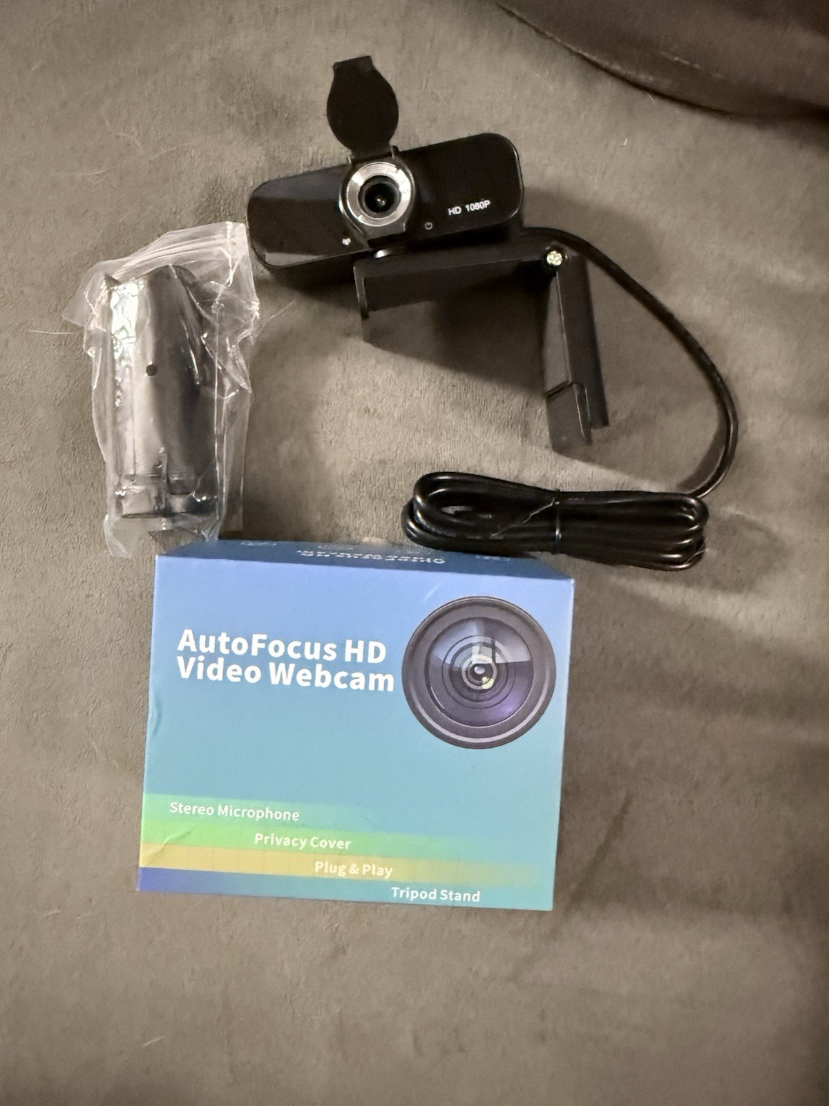 AutoFocus HD 1080P USB Webcam with Privacy Cover & Tripod – Plug & Play