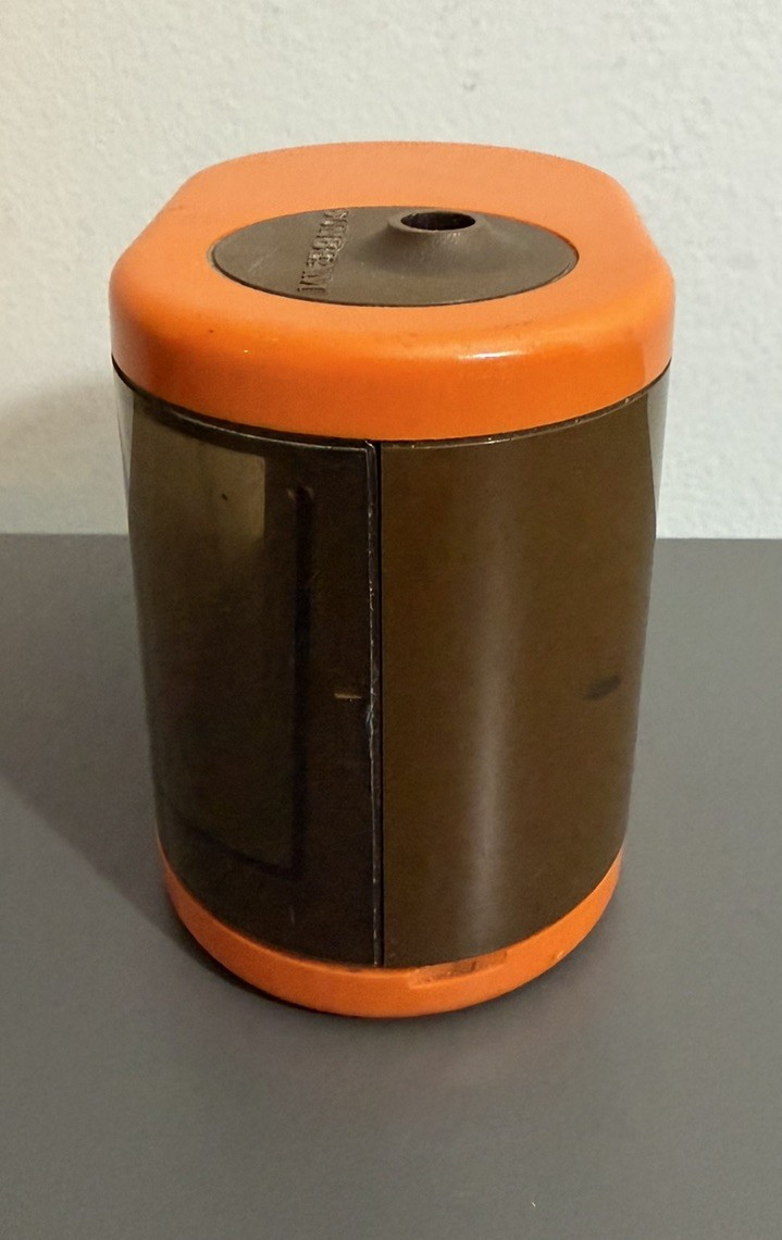 SUNBEAM Mr. Sharpy Battery Operated Pencil Sharpener Orange Tested Works