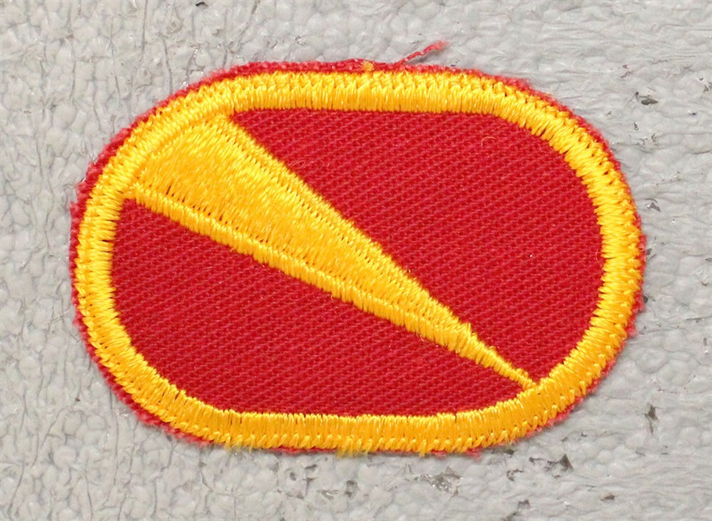Army Airborne Oval Patch:  1st Battalion, 3rd Air Defense Artillery - cut edge