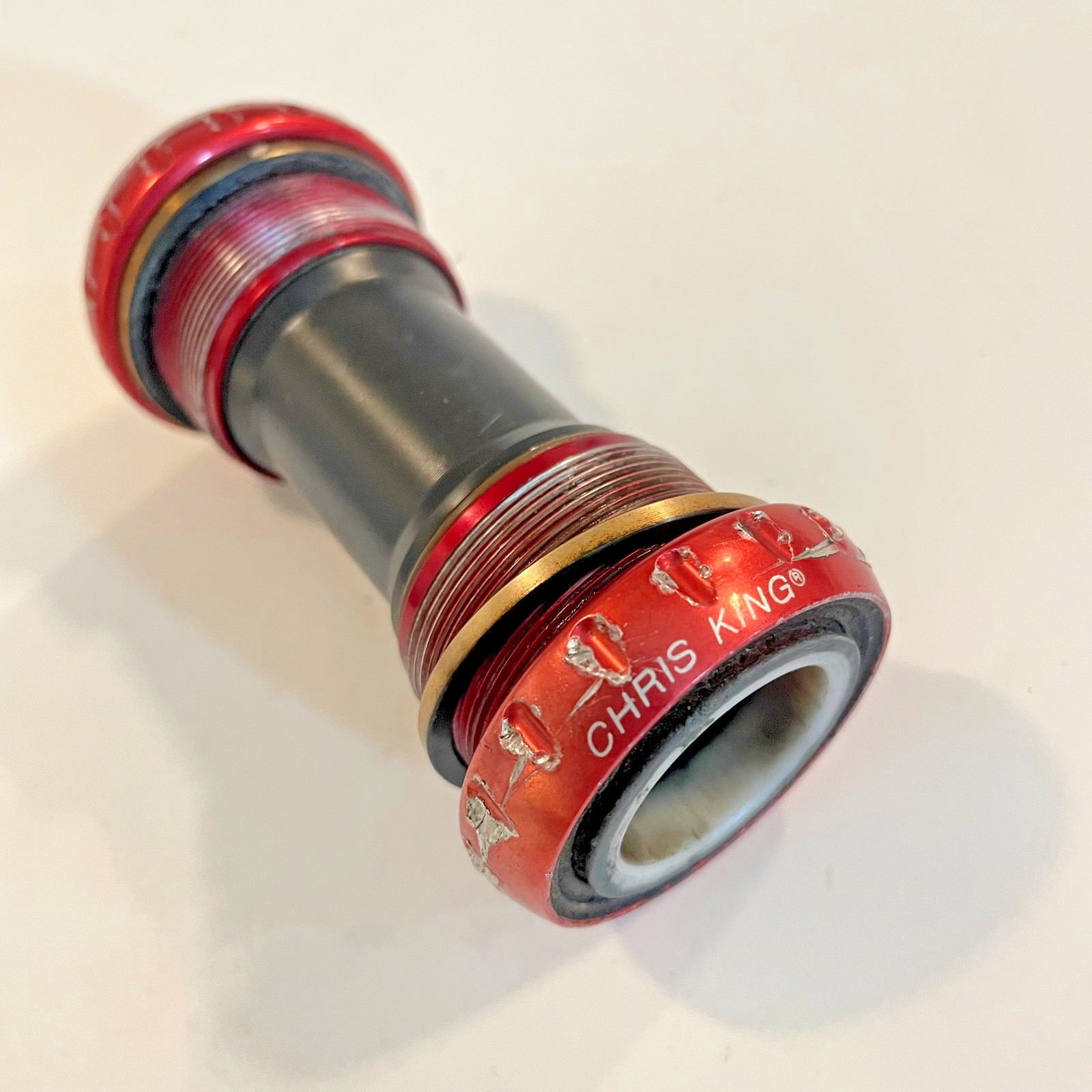 Chris King Bottom Bracket Threaded 24mm Red MTB