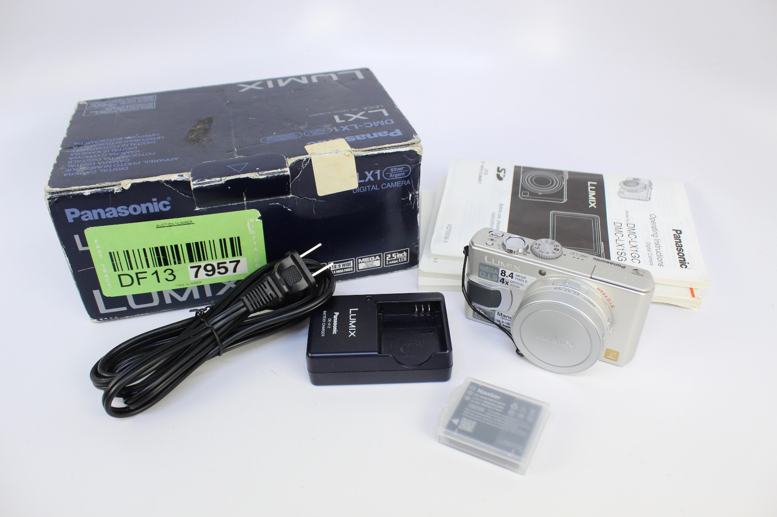 Panasonic Lumix DMC-LX1 8.4MP Digital Camera