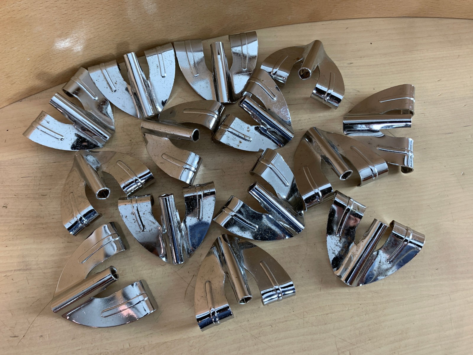 BUTTERFLY CLAW Bass Kick Drum Hoop Collar Hook Parts Lot of 14x Import Generic