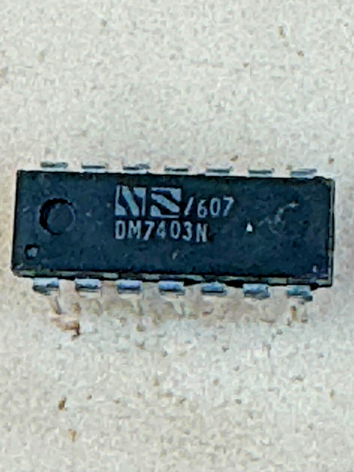 10pc National DM7403N 14PIN DIP QUAD 2-INPUT NAND GATE SN7403N 7403 DIP-14 **NOS