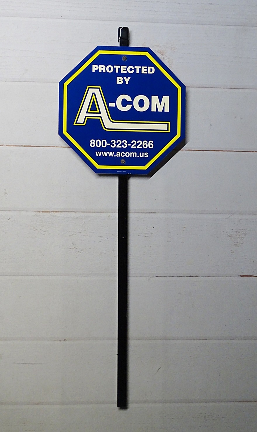 PROTECTED BY A-COM HOME SECURITY YARD SIGN REDUCES THEFT BY 25% +