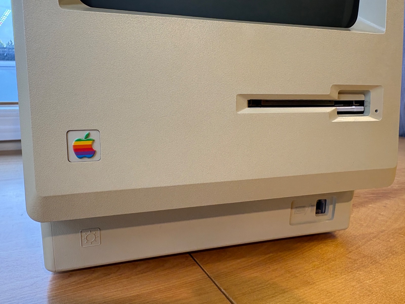 Macintosh 1984 128k computer - Recapped & Restored - Apple Mac M0001