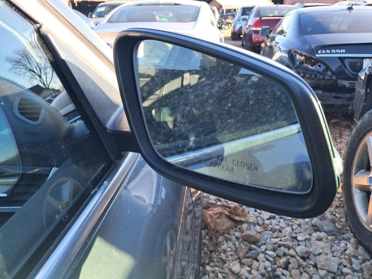 X1 2020 Glove Box 4899117