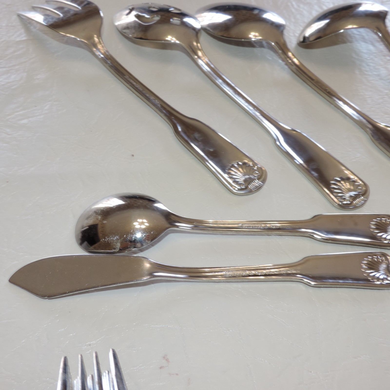 Cambridge SHELL Stainless Flatware 12 7-pc Place Settings + Serving 100 Pieces