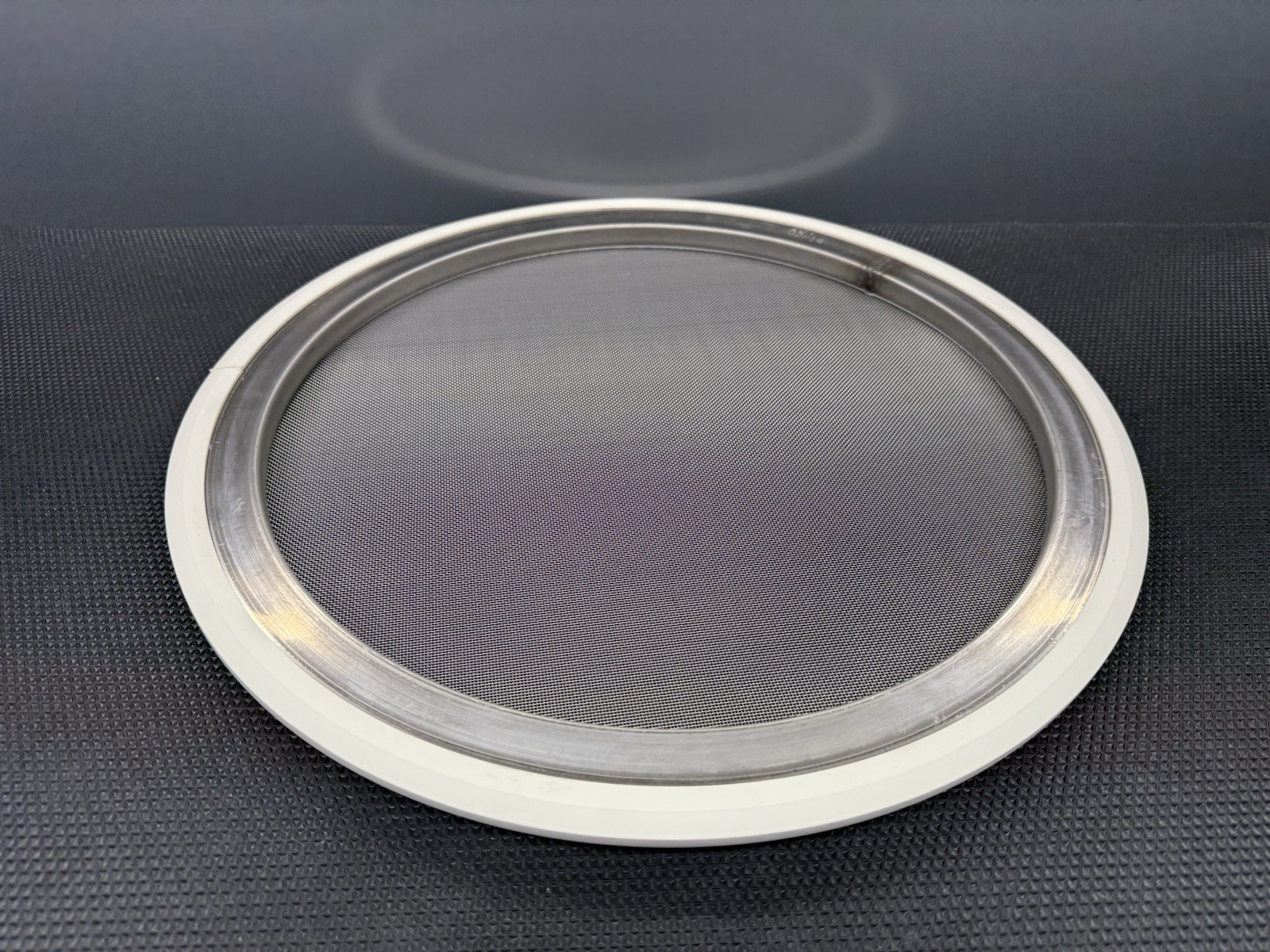 SWECO 18” STP Screen, 20M NCH, 18B8A020M
