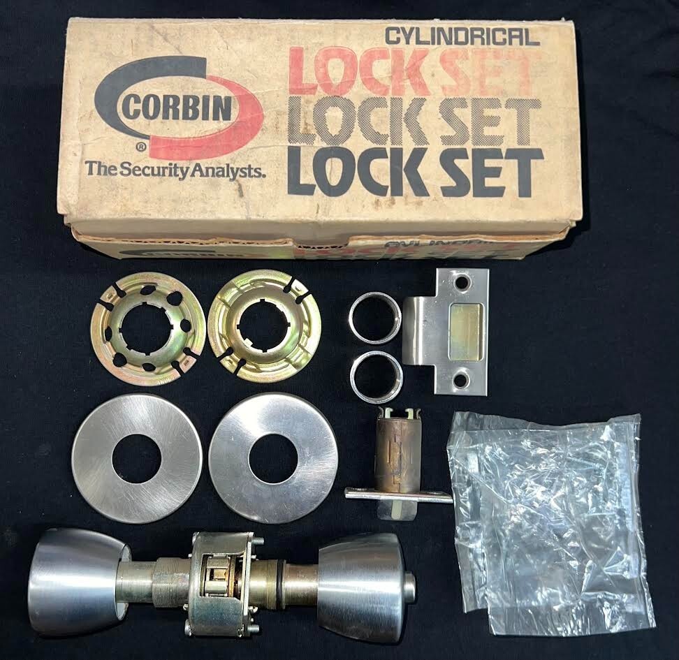 CORBIN RUSSWIN CYLINDRICAL BATHROOM PRIVACY LOCKSET 865-420 US26D GRADE 1 KNOB