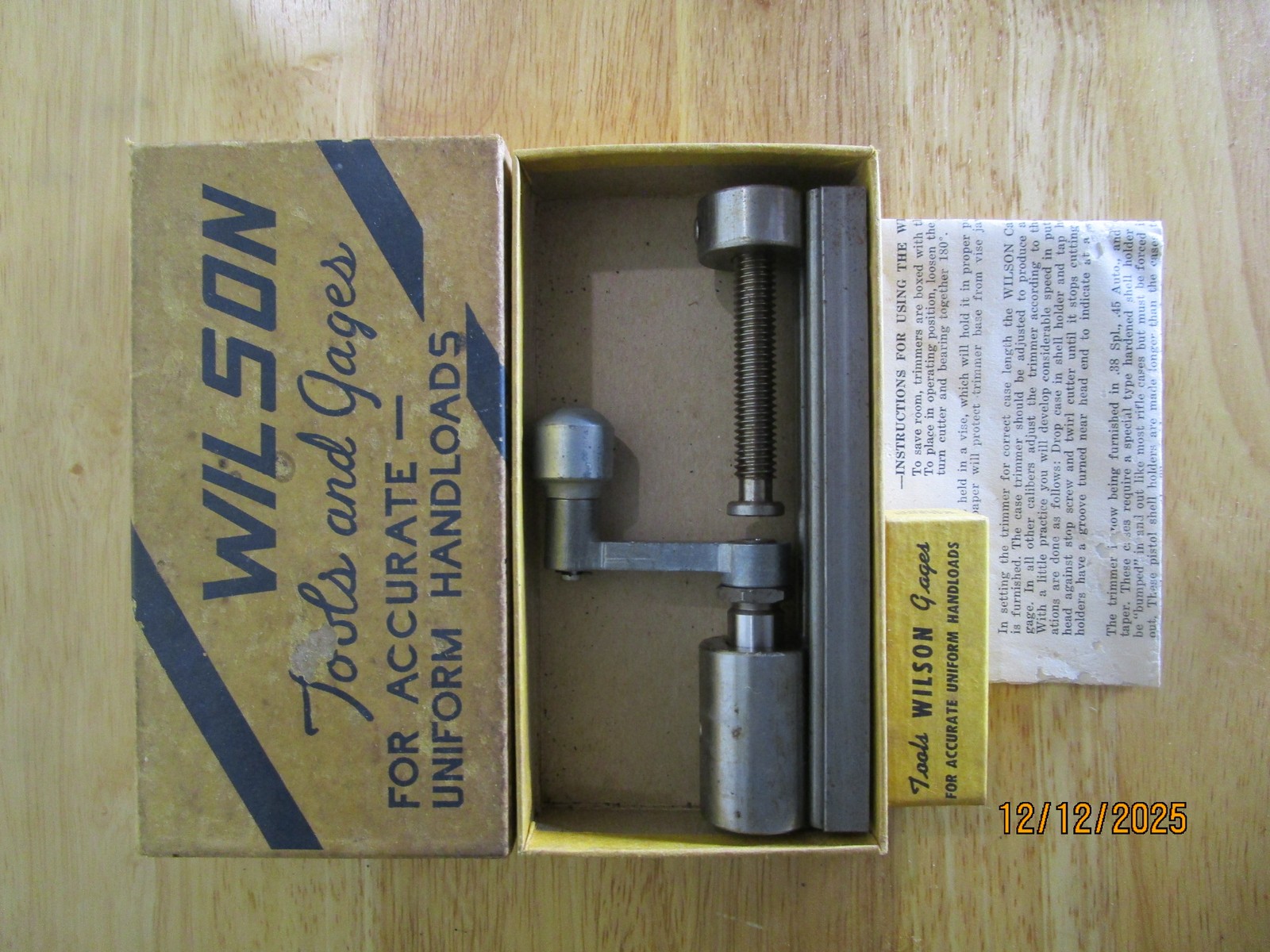 Wilson Tools & Gages Universal Case Trimmer w Burring Tool