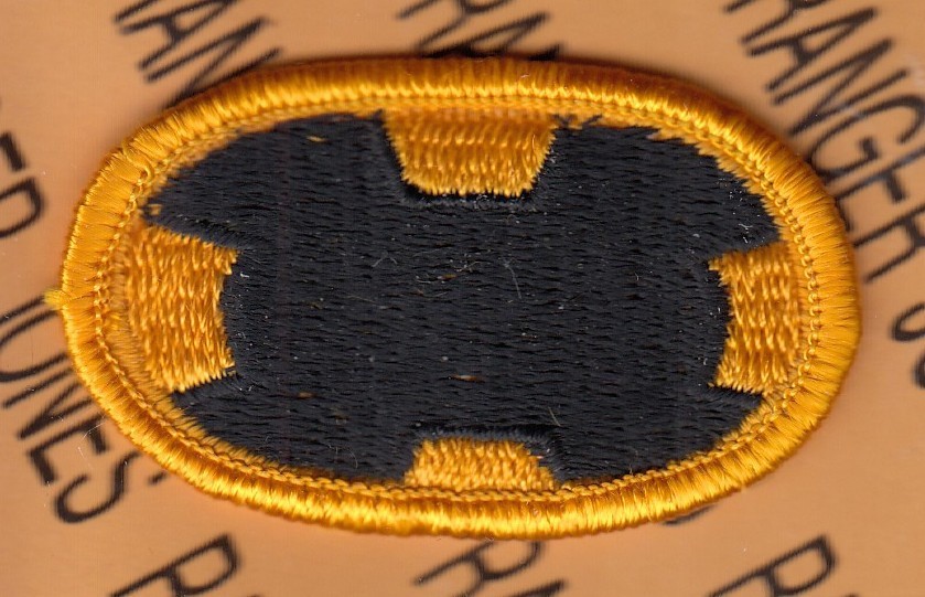US Army Parachute Team USAPT Golden Knights oval patch m/e B