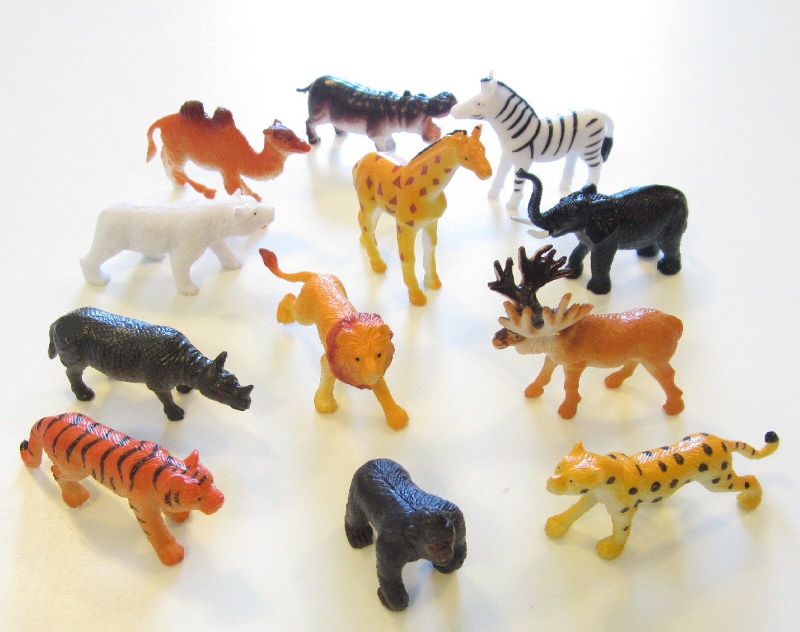 12 NEW ZOO ANIMALS TOY PLAYSET SAFARI JUNGLE ANIMAL PARTY FAVORS TIGER LION