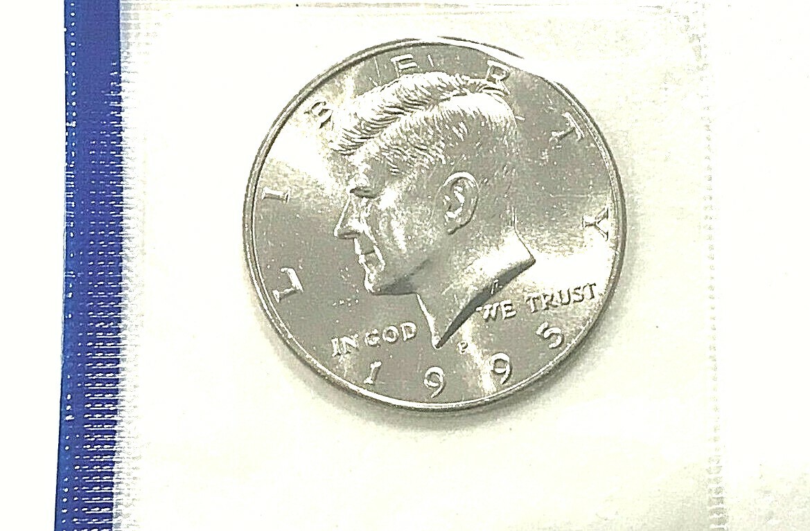 1995 P D  Kennedy Half In Mint Cello  FREE  SHIPPING (2 COINS)