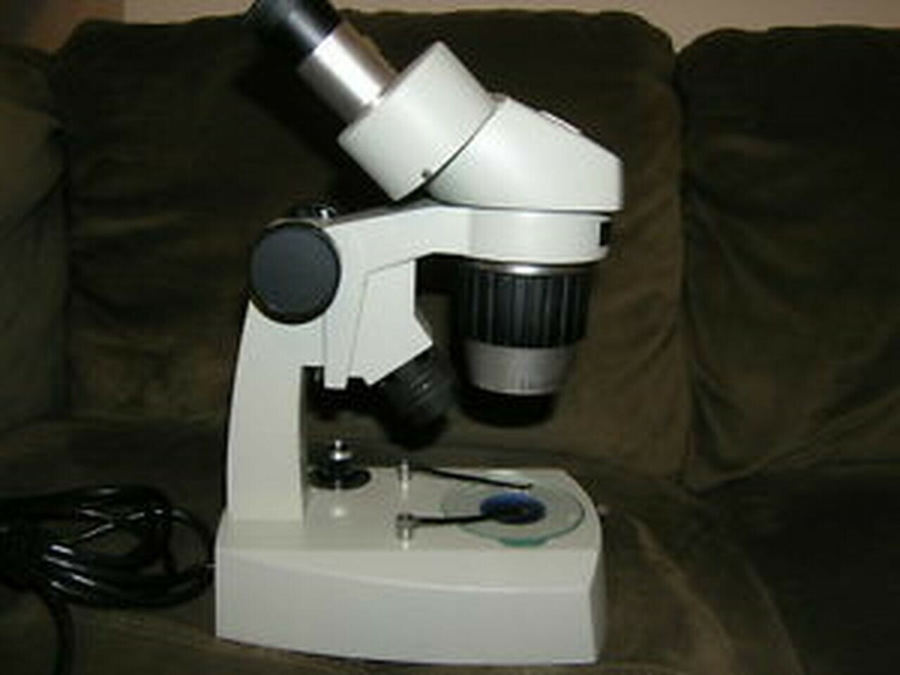 DEFECTIVE FISHER SCIENTIFIC STEREOMASTER MICROSCOPE S19643S 110120V 1X3X G3D