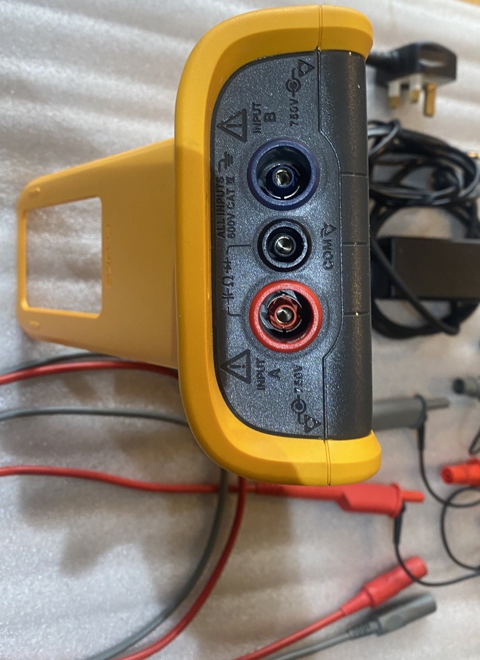 Fluke 123B Industrial Scope Meter