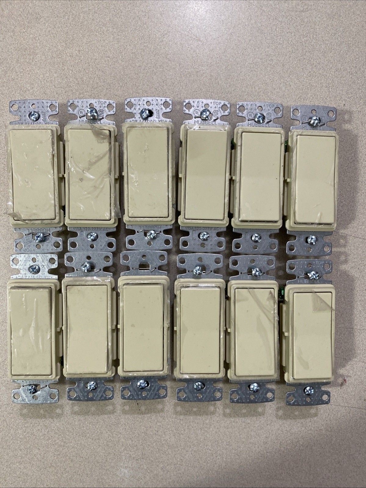 Lot 12Hubbell Ivory Decorator Rocker Light 15A RSD3151