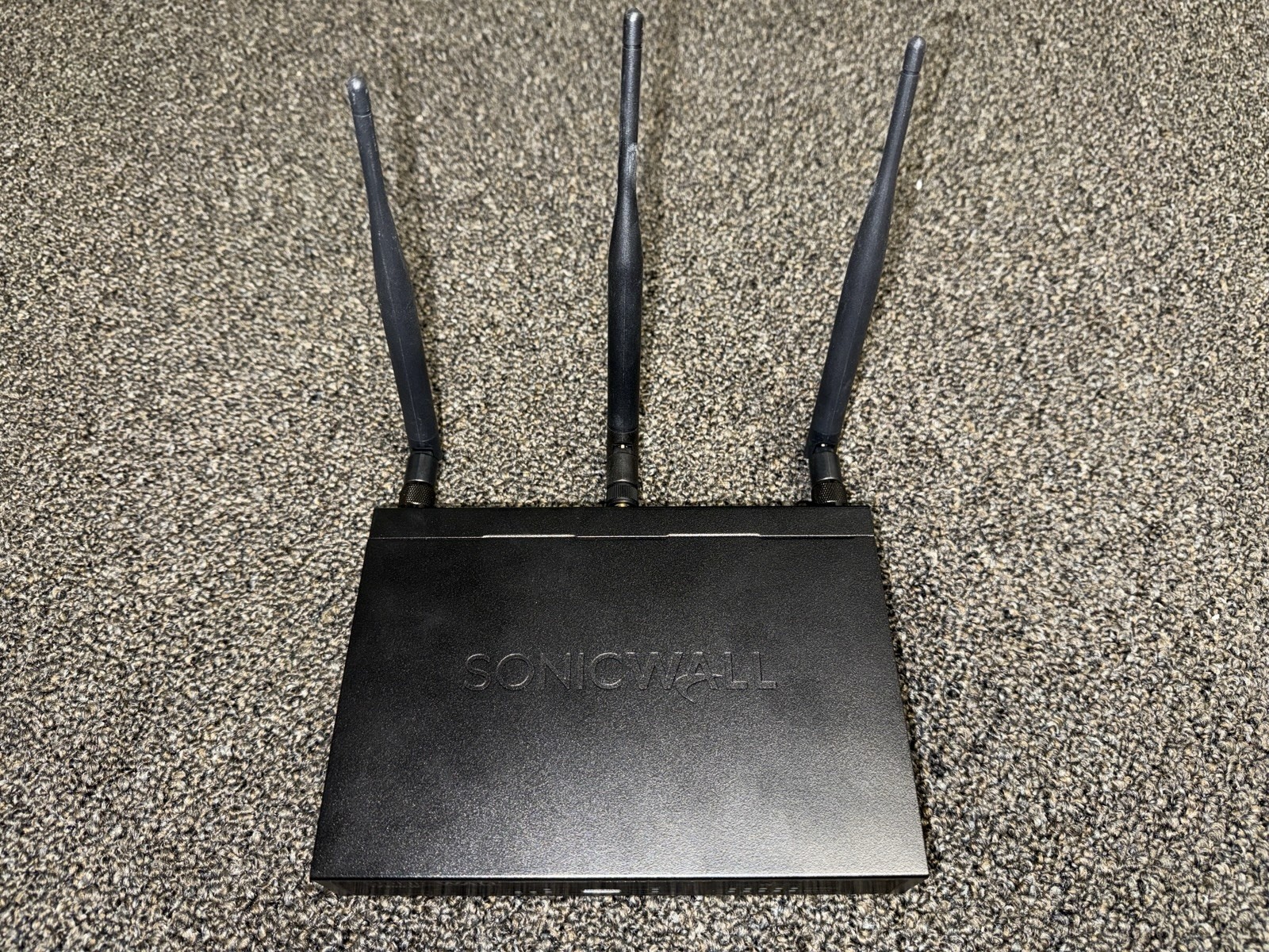 Sonicwall TZ300 Wireless AC Network Security Firewall (01-SSC-0216) - Used