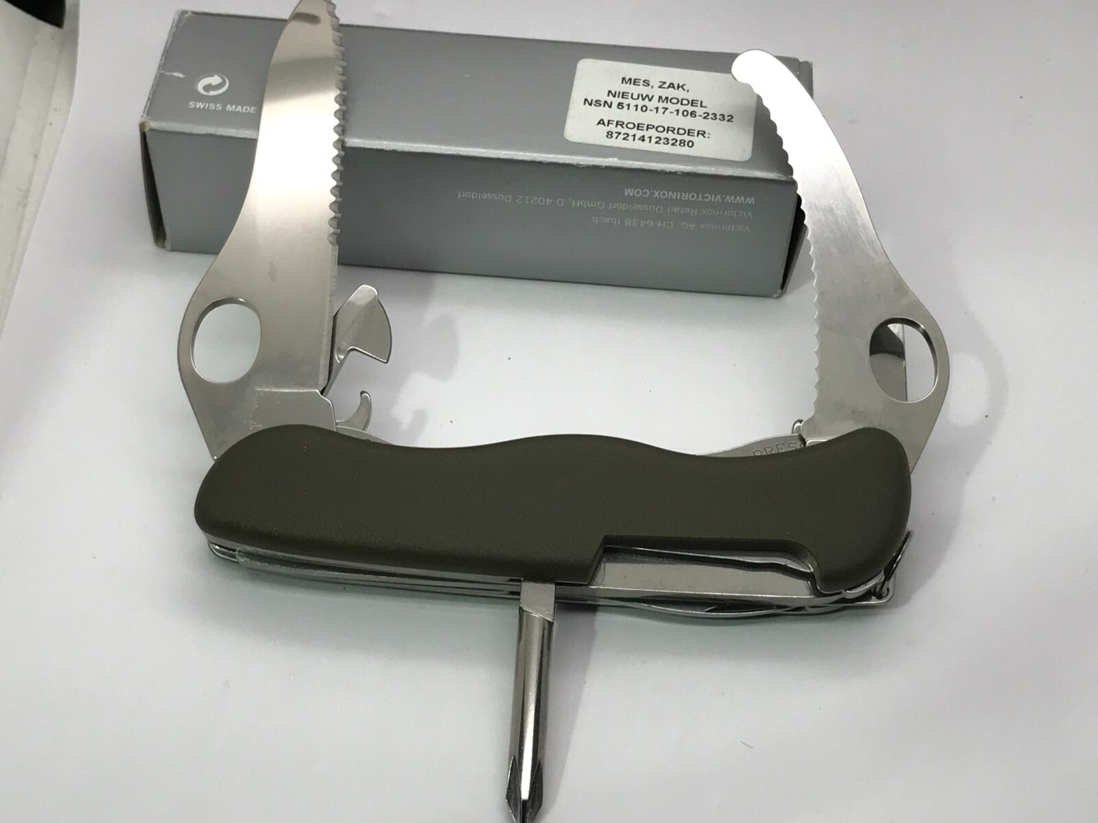 VICTORINOX 2010 RARE KL DAK DUTCH ARMY Nato stock number KNIFE DUAL PRO NEW OVP