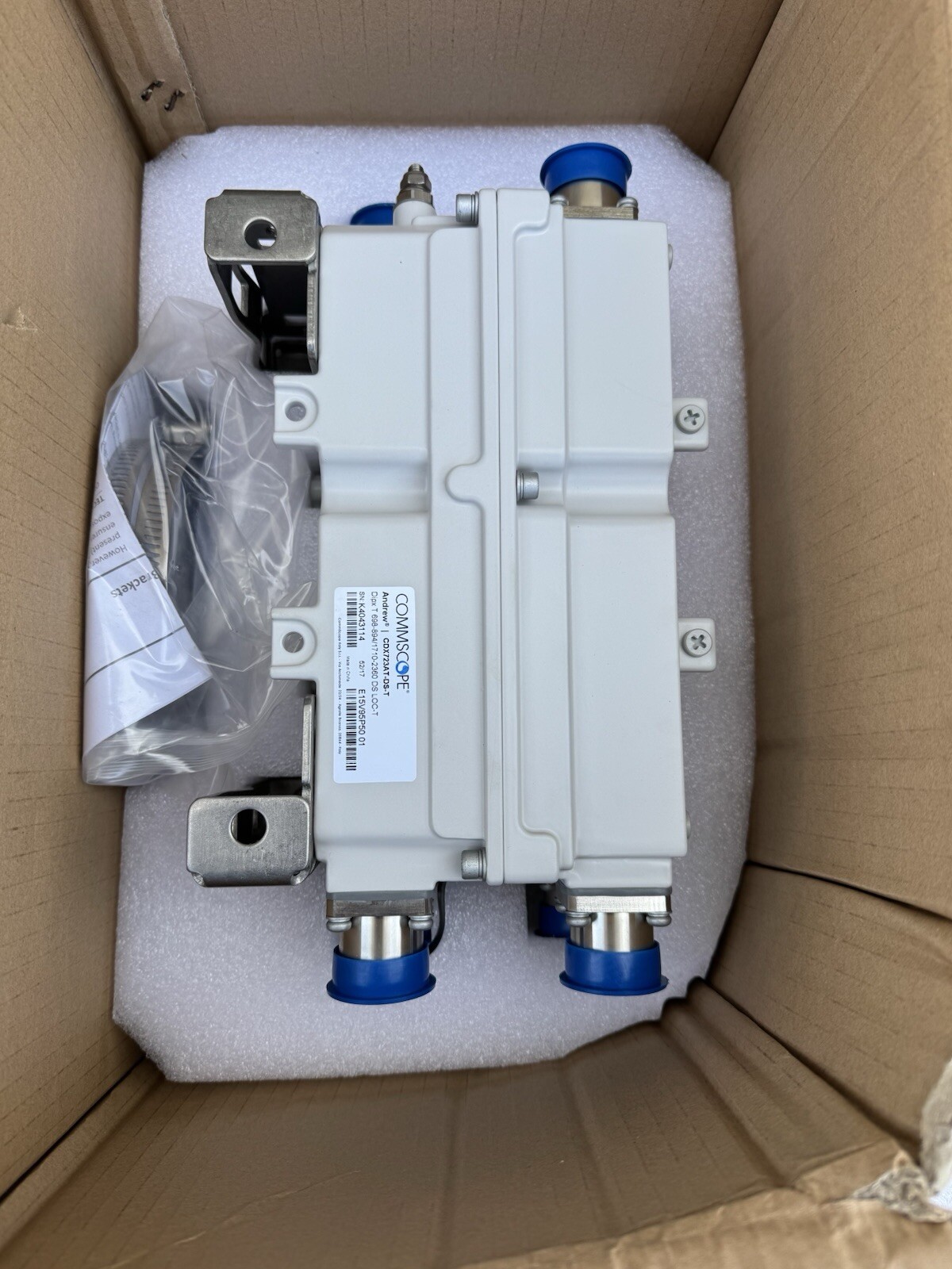 CommScope 698-894/1710-2360 DS LOC-T MHz Twin Diplexer LOC Top CDX723AT-DS-T
