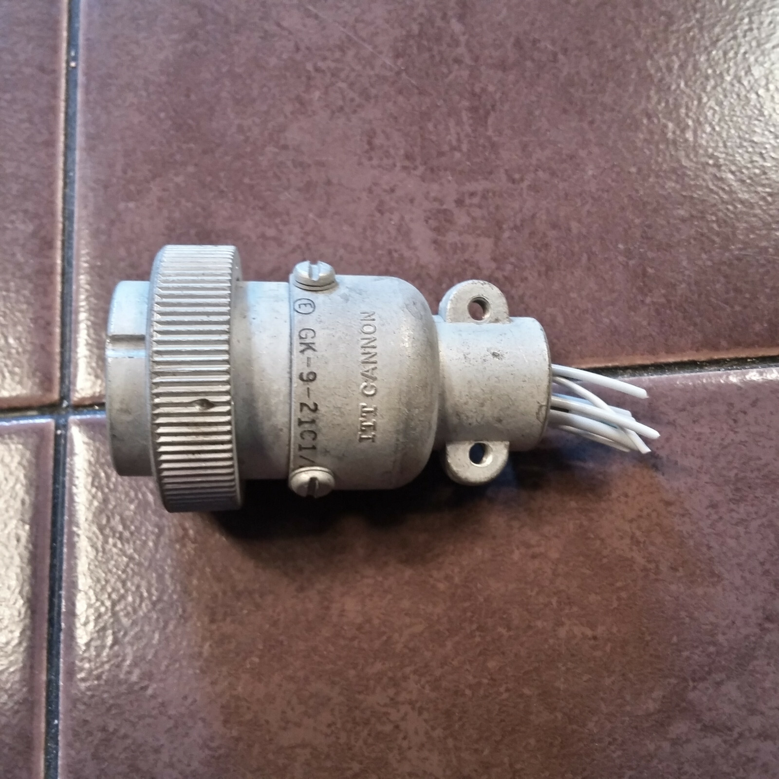 Cannon GK-9-21C-1/2 Connector